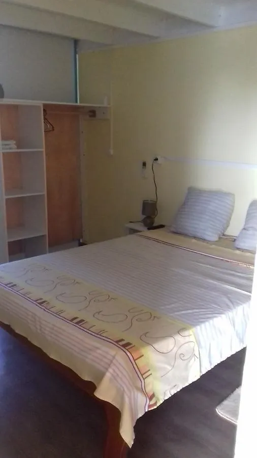 Locations Plus Port-Louis Hotel