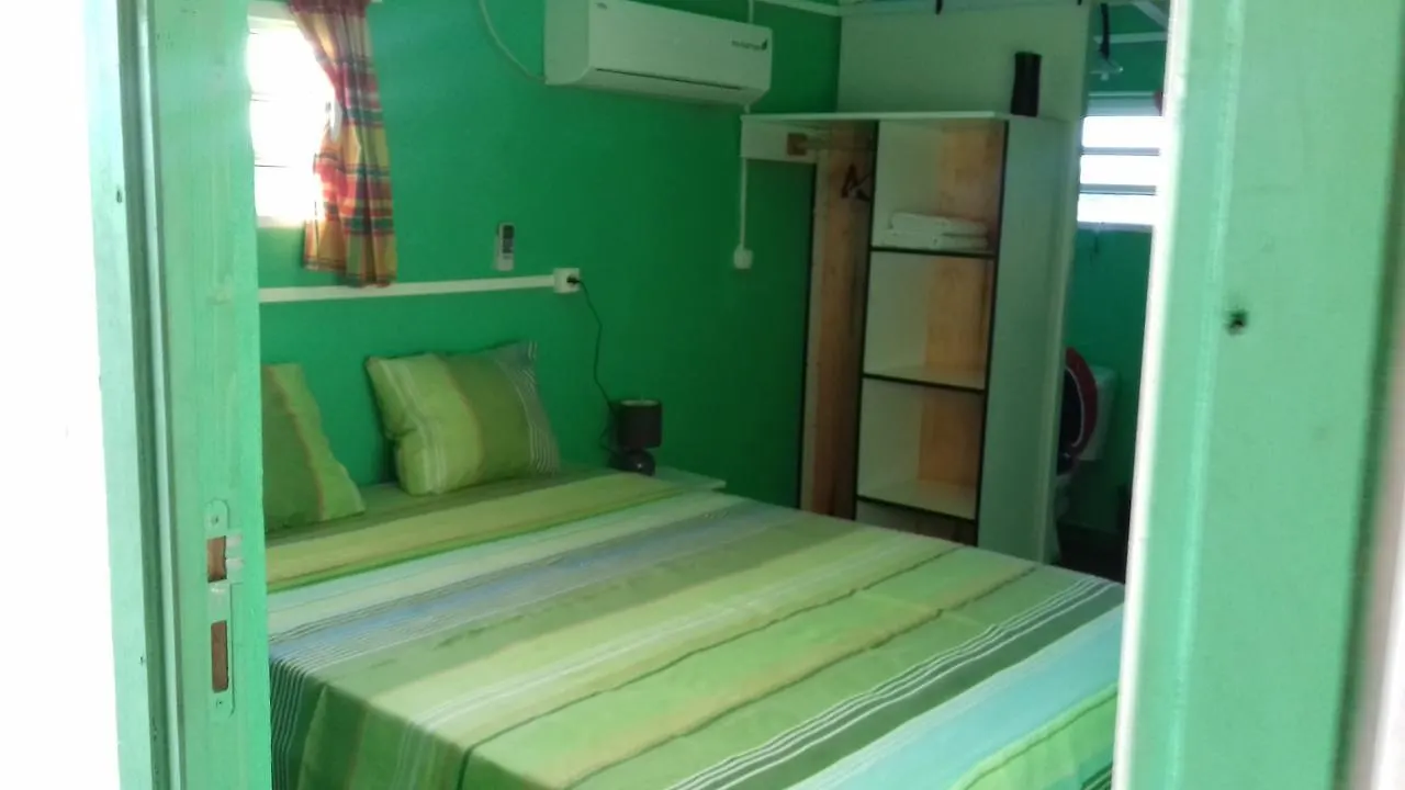 ** Hotel Locations Plus Port-Louis Guadeloupe